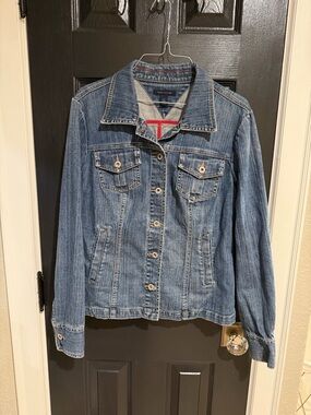 Women's VTG Blue Denim Jean Jacket with Button Front